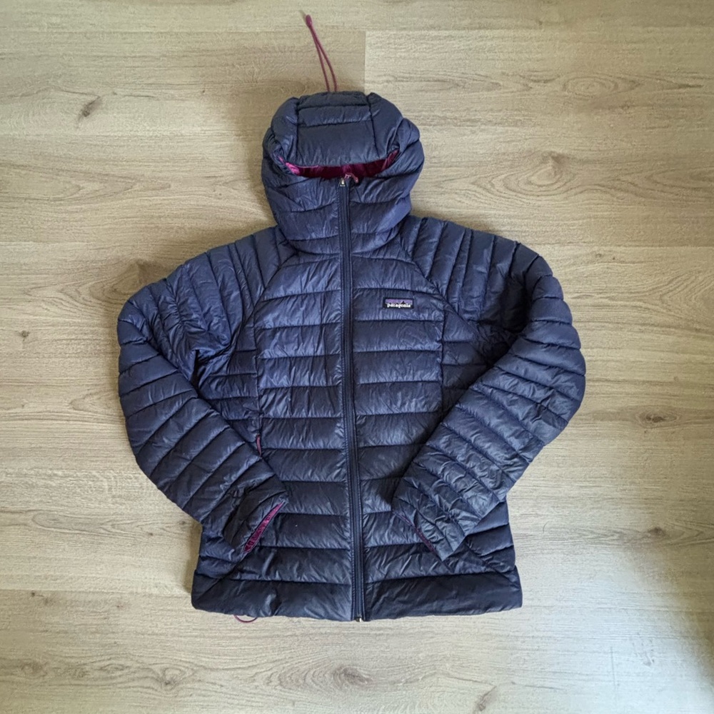 Patagonia Women's Puffer Jacket - blue